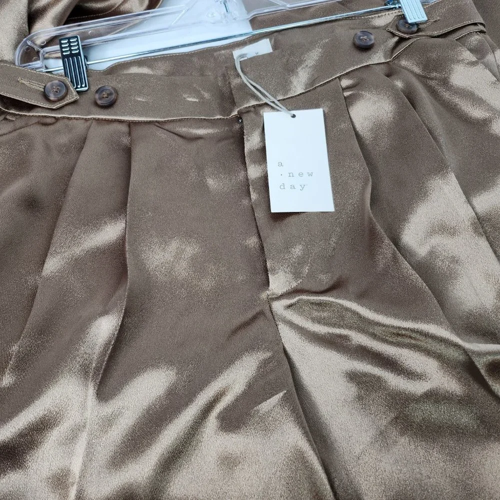 Women's "Muddy Brown" High-Rise Satin Cargo Pants - A New Day - Picture 7 of 7